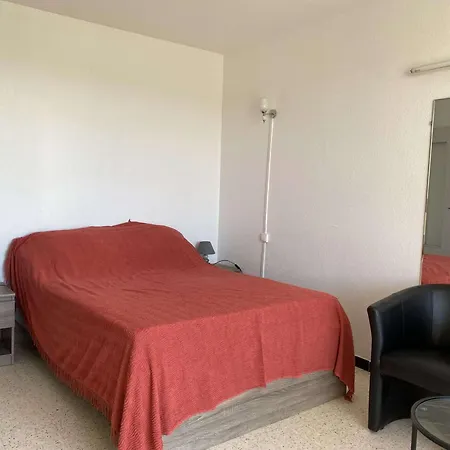 Apartamento Avec Parking Privé à Balaruc-les-bains, Proche Stade - Fr-1-553-314