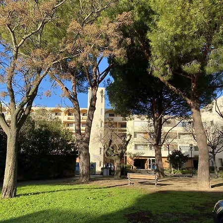 Avec Parking Prive A Balaruc-les-bains, Proche Stade - Fr-1-553-314 Appartement Balaruc-les-Bains