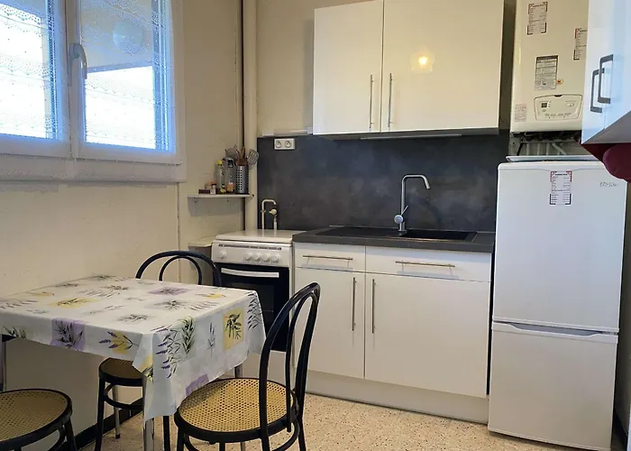 Apartamento Avec Parking Privé à Balaruc-les-bains, Proche Stade - Fr-1-553-314 Balaruc-les-Bains